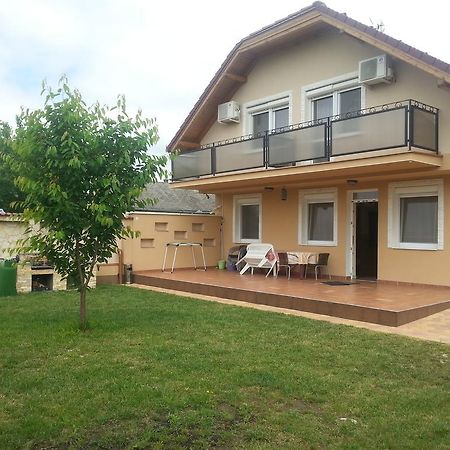 Marinica Apartman Hajdúszoboszló المظهر الخارجي الصورة