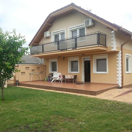Marinica Apartman Hajdúszoboszló المظهر الخارجي الصورة