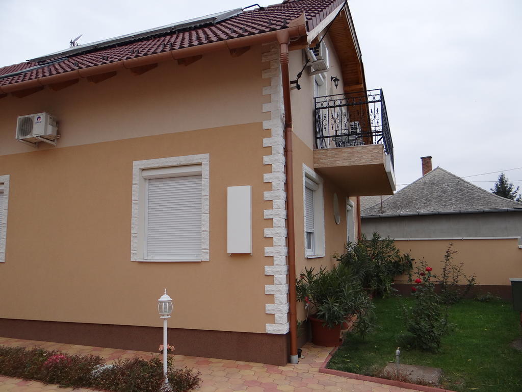 Marinica Apartman Hajdúszoboszló المظهر الخارجي الصورة